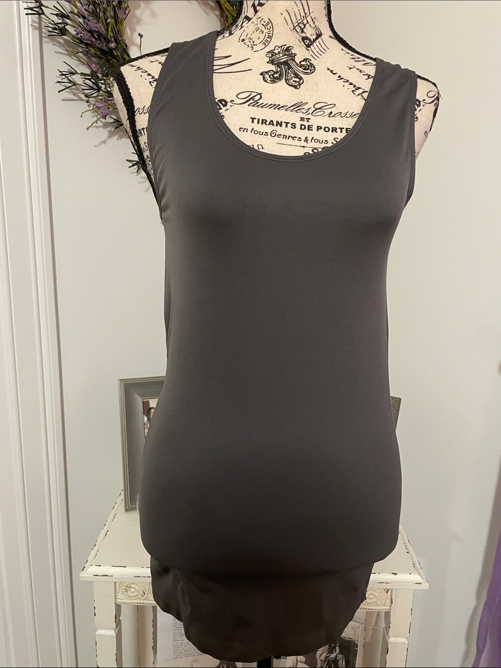 Classic Charcoal Sleeveless Scoop Neck Tank Top Cami